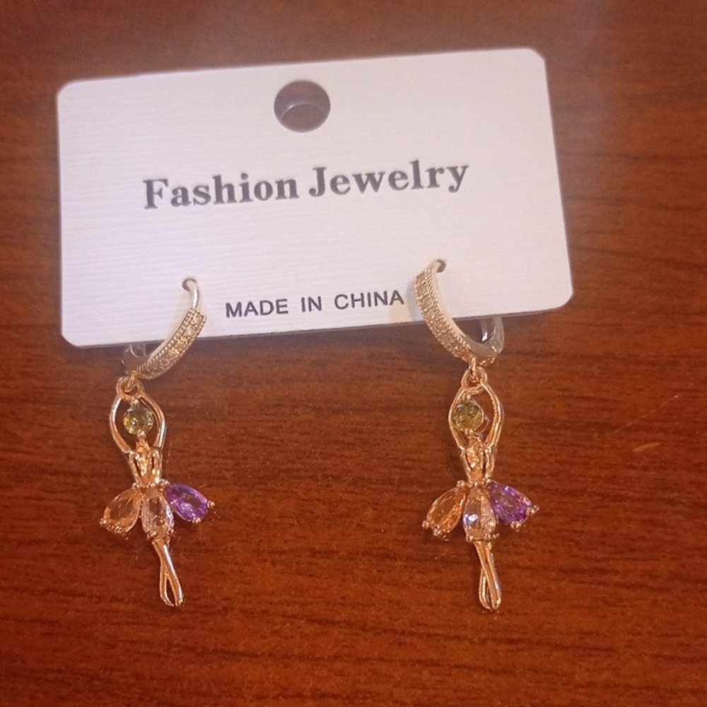 ♥️A Individually $10 Or Bundle 4/$20 Dainty Gold Ballerina Earrings 💛 - Picture 7 of 7